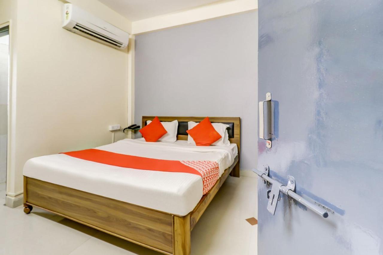 נאגפור Hotel O The Crown Inn מראה חיצוני תמונה