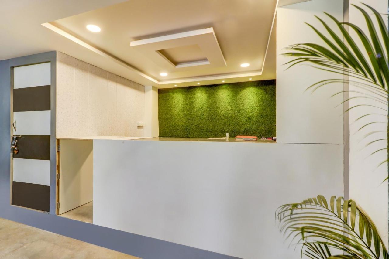 נאגפור Hotel O The Crown Inn מראה חיצוני תמונה