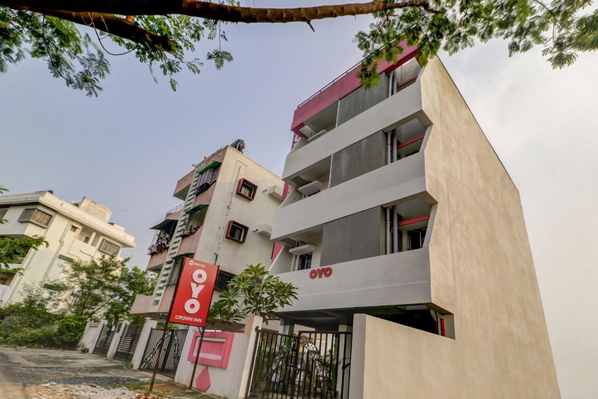 נאגפור Hotel O The Crown Inn מראה חיצוני תמונה