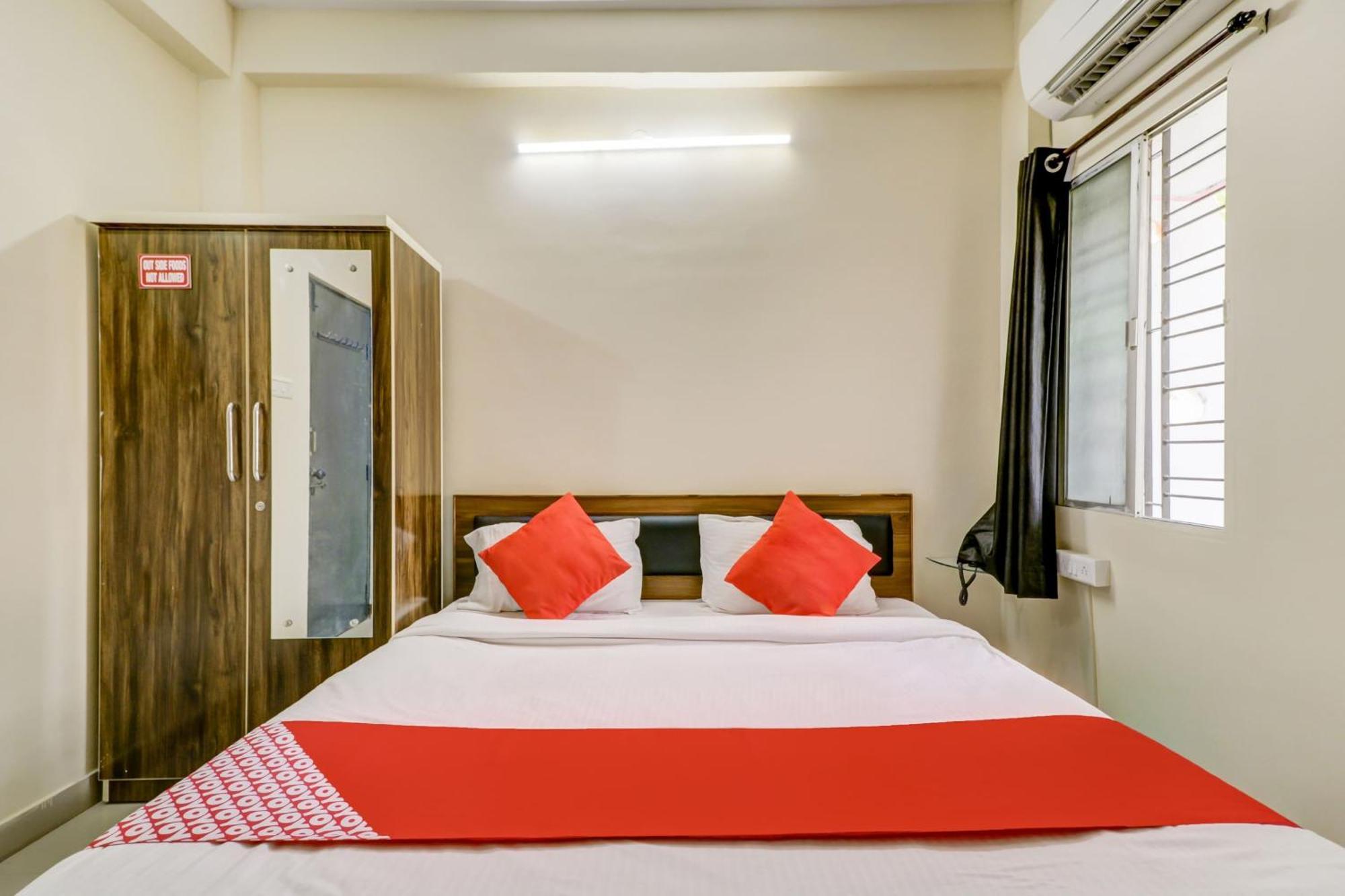 נאגפור Hotel O The Crown Inn מראה חיצוני תמונה
